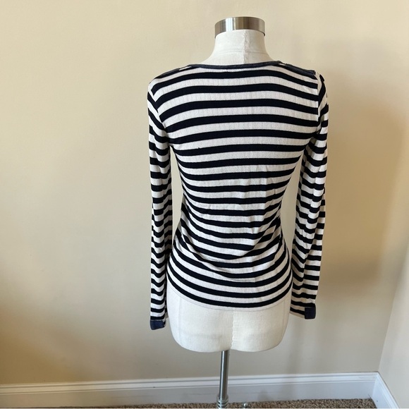 Armani Stripe V-Neck Sweater Made in Italy 17738 - Picture 5 of 9